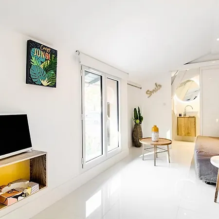 New Close To The Apartment *